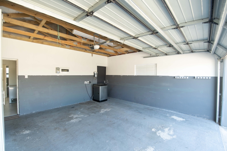 3 Bedroom Property for Sale in Pinelands Eastern Cape